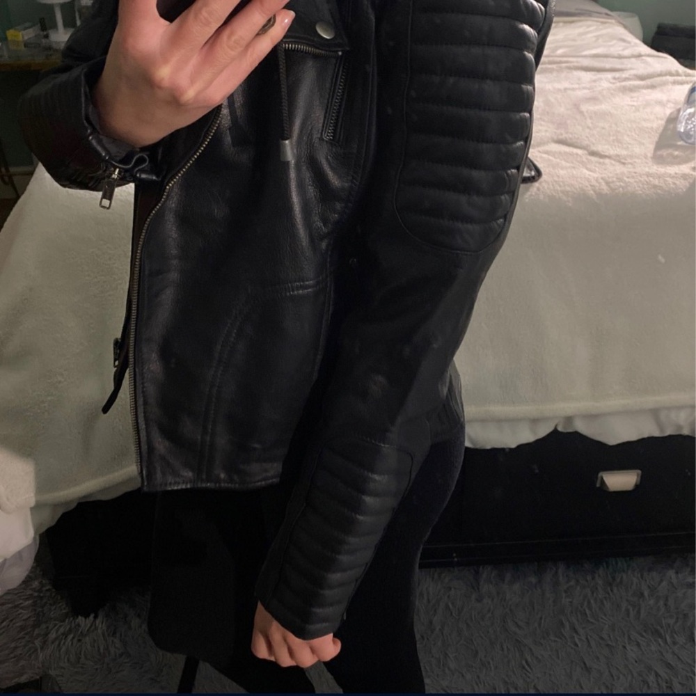 Leather Jacket (Authentic) - Picture 4 of 10